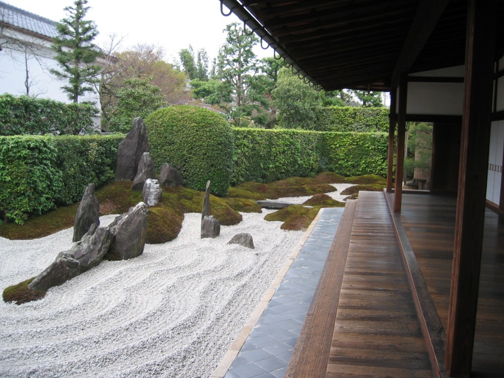 Japanese Rock Garden Photo