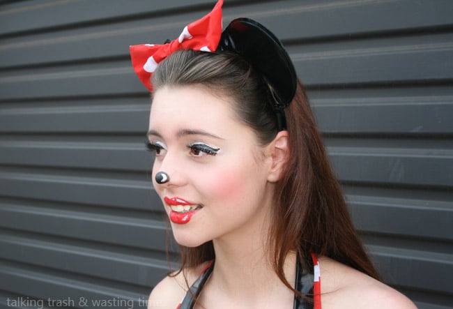 Online Minnie Mouse Makeup Image