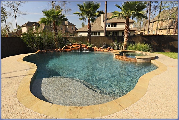 Small Backyard Pool Idea