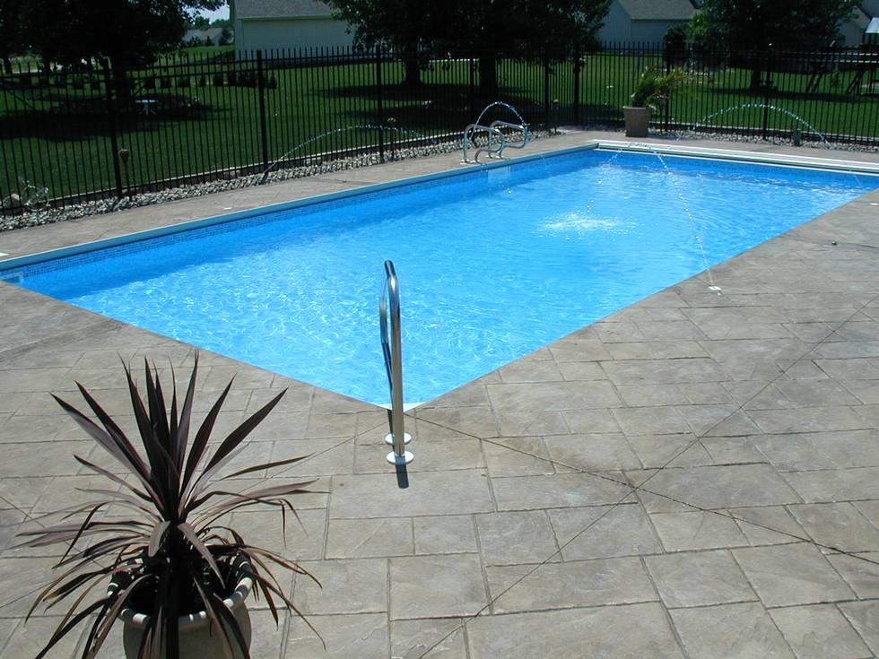 Unique Inground Swimming Pool Design