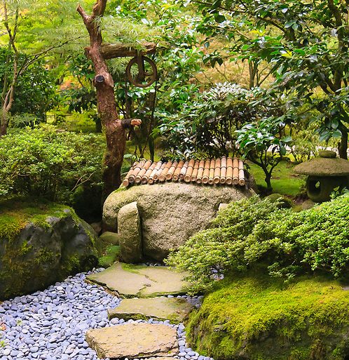 Unique Japanese Garden